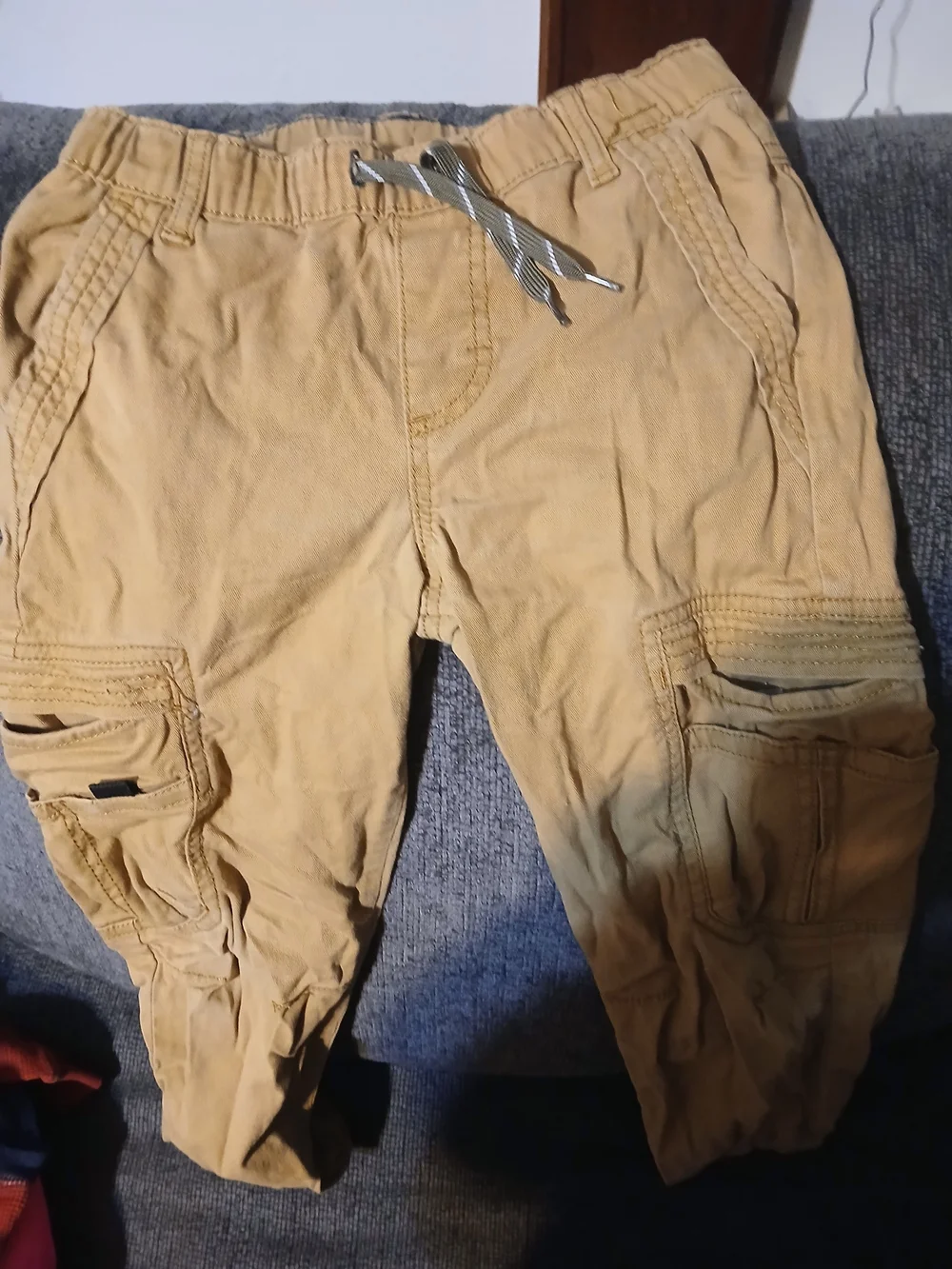 Kids Wrangler Jogger Cargo Khakis